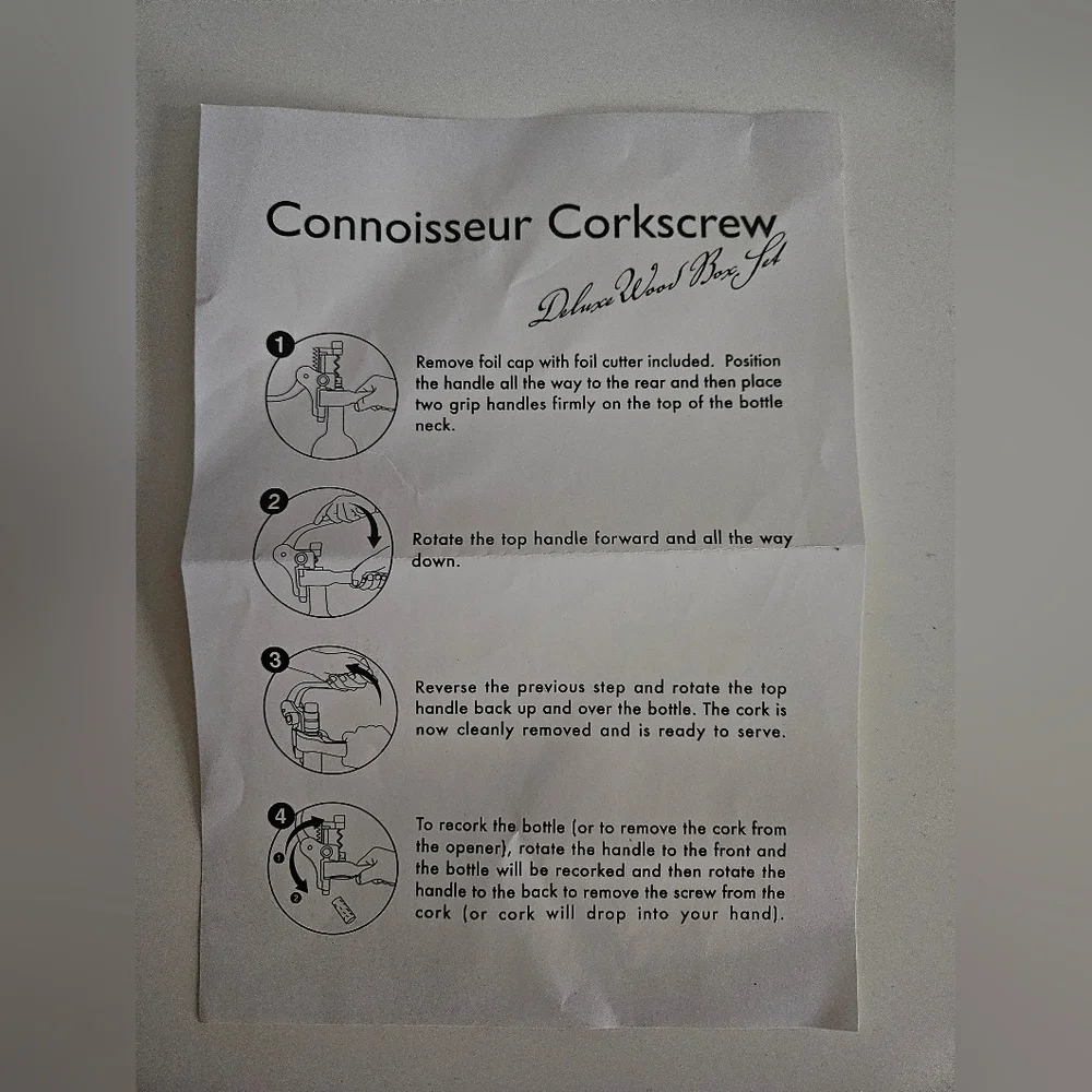 NWOT CONNOISSEUR CORKSCREW Deluxe Wine Accessory Set in Wood Box